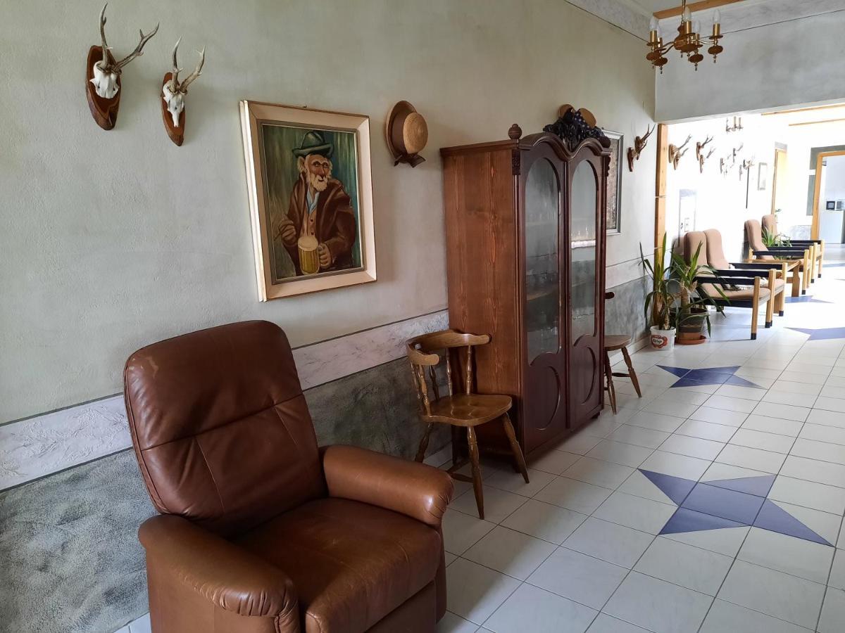 Hotel Koruna Jeseník المظهر الخارجي الصورة