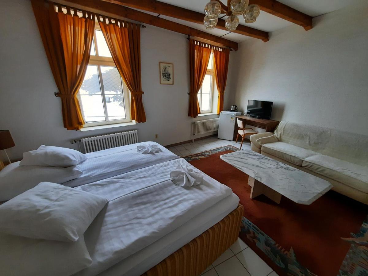 Hotel Koruna Jeseník المظهر الخارجي الصورة