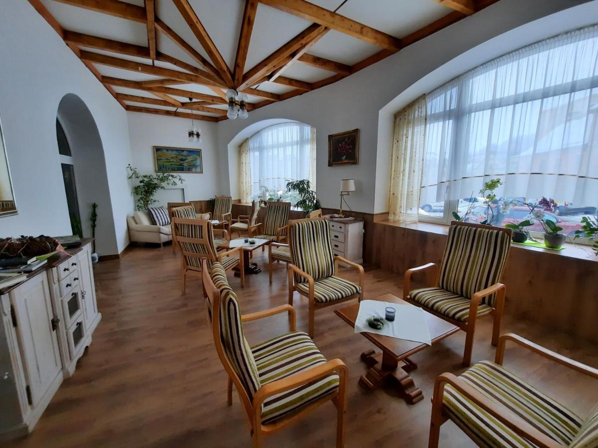 Hotel Koruna Jeseník المظهر الخارجي الصورة