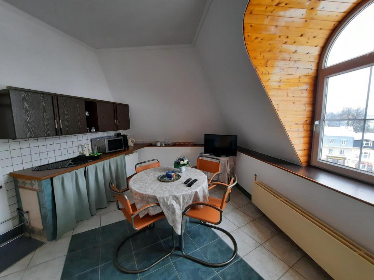 Hotel Koruna Jeseník المظهر الخارجي الصورة