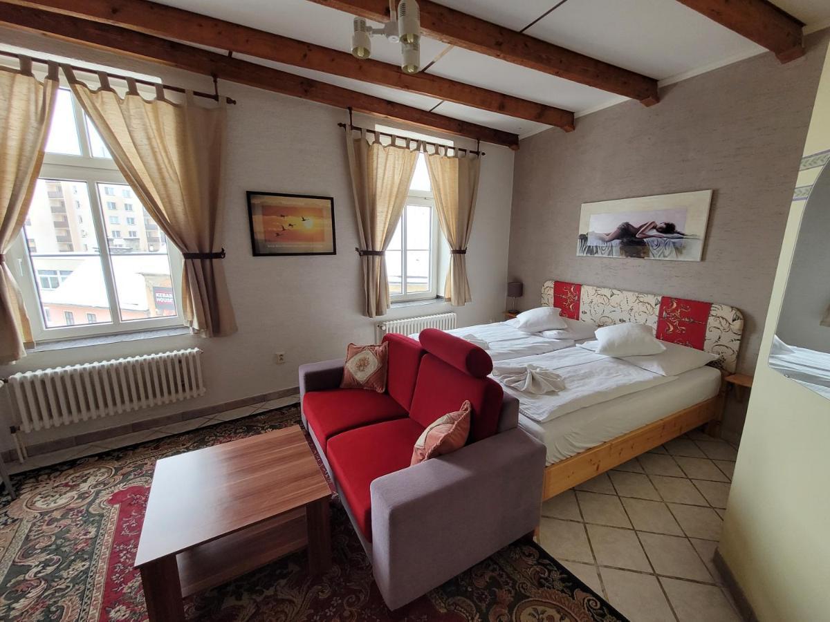 Hotel Koruna Jeseník المظهر الخارجي الصورة