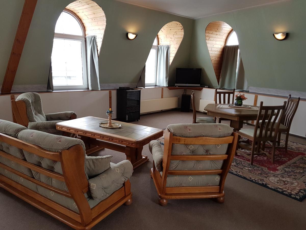 Hotel Koruna Jeseník المظهر الخارجي الصورة