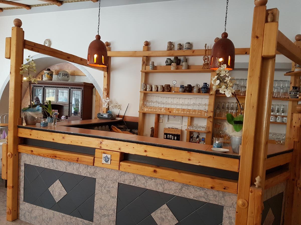 Hotel Koruna Jeseník المظهر الخارجي الصورة